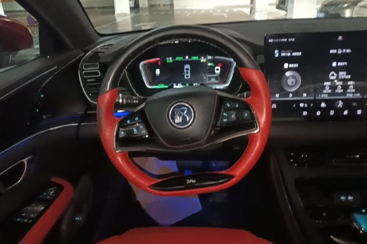 Used BYD Han 2020 EV Four-Wheel Drive High-Performance Flagship Model Steering Wheel