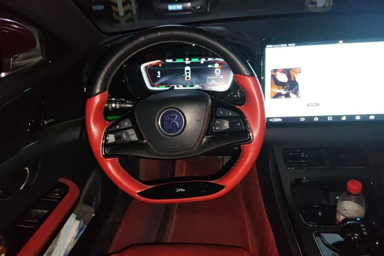 Used BYD Han 2020 EV Four-Wheel Drive High-Performance Flagship Model Steering Wheel