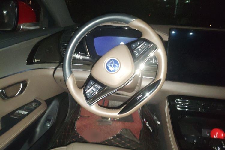 Used BYD Han 2020 DM Four-Wheel Drive Performance Edition Luxury Model Steering Wheel