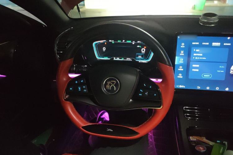 Used BYD Han 2020 EV Four-Wheel Drive High-Performance Flagship Model Steering Wheel