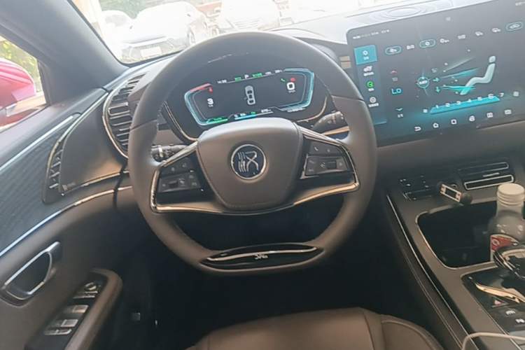 Used BYD Han 2020 EV Long-Range Deluxe Model Steering Wheel