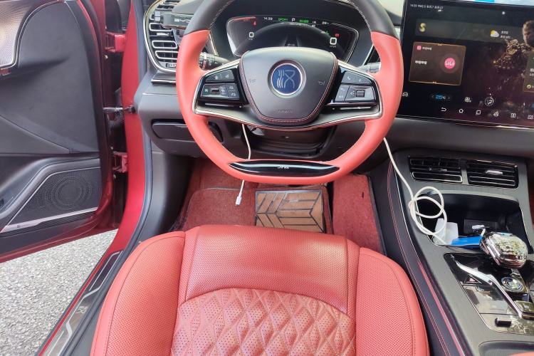 Used BYD Han 2020 EV Four-Wheel Drive High-Performance Flagship Model Steering Wheel