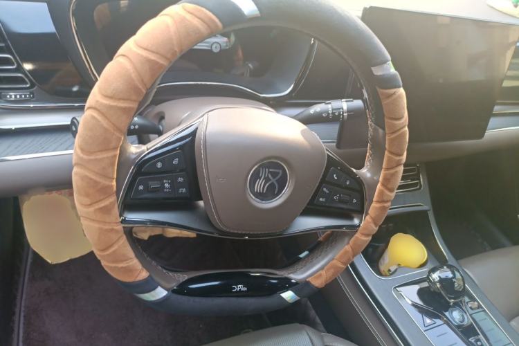 Used BYD Han 2020 EV Long-Range Deluxe Model Steering Wheel