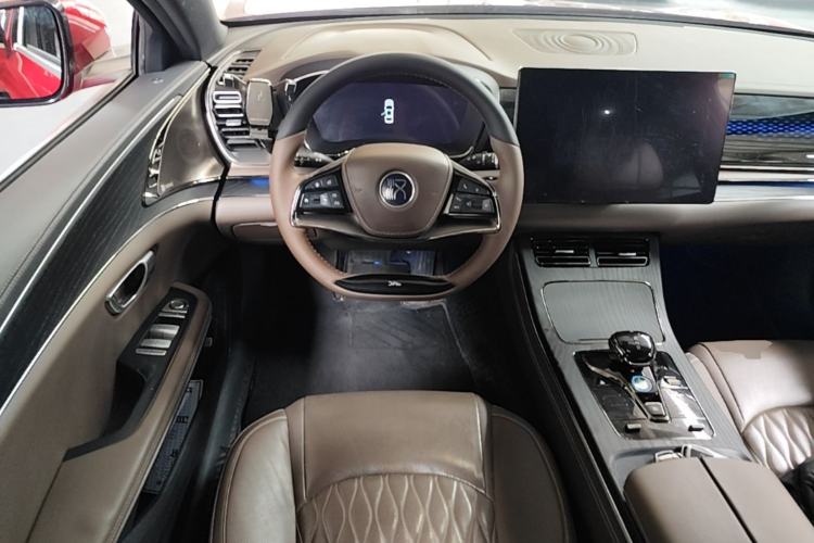 Used BYD Han 2020 EV Four-Wheel Drive High-Performance Flagship Model Steering Wheel