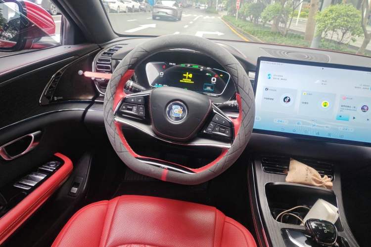 Used BYD Han 2020 EV Four-Wheel Drive High-Performance Flagship Model Steering Wheel