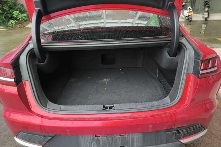 Used BYD Han 2020 EV Four-Wheel Drive High-Performance Flagship Model Trunk