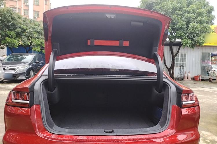 Used BYD Han 2020 DM Four-Wheel Drive Performance Edition Luxury Model Trunk