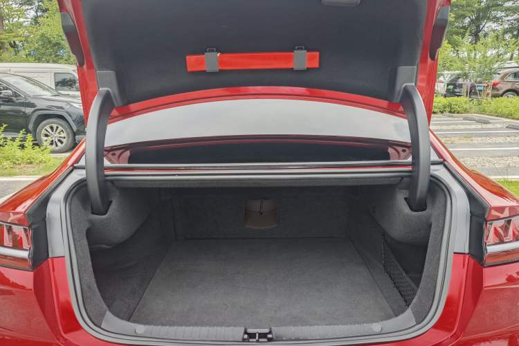Used BYD Han 2020 DM Four-Wheel Drive Performance Edition Luxury Model Trunk
