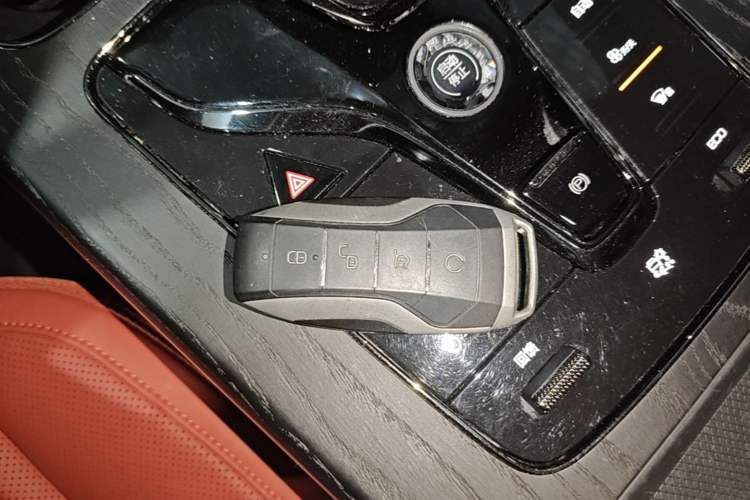 Used BYD Han 2020 EV Four-Wheel Drive High-Performance Flagship Model Vehicle Key