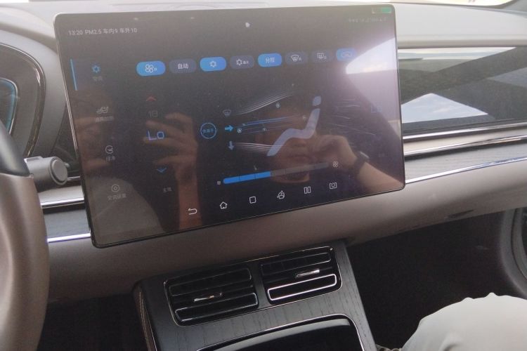 Used BYD Han 2020 EV Long-Range Deluxe Model Audio And AC Panel