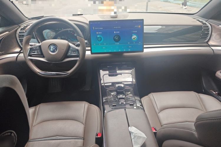 Used BYD Han 2020 DM Four-Wheel Drive Performance Edition Luxury Model Center Console