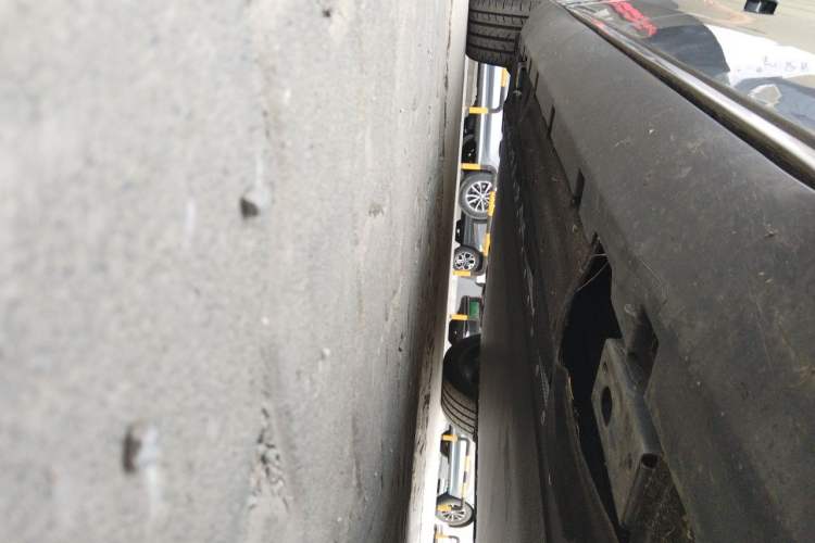 Used BYD Han 2020 EV Long-Range Deluxe Model Chassis Front Right