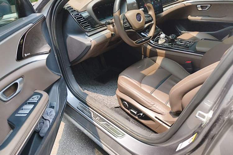 Used BYD Han 2020 EV Long-Range Luxury Model Driver Seat