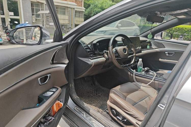Used BYD Han 2020 EV Long-Range Luxury Model Driver Seat