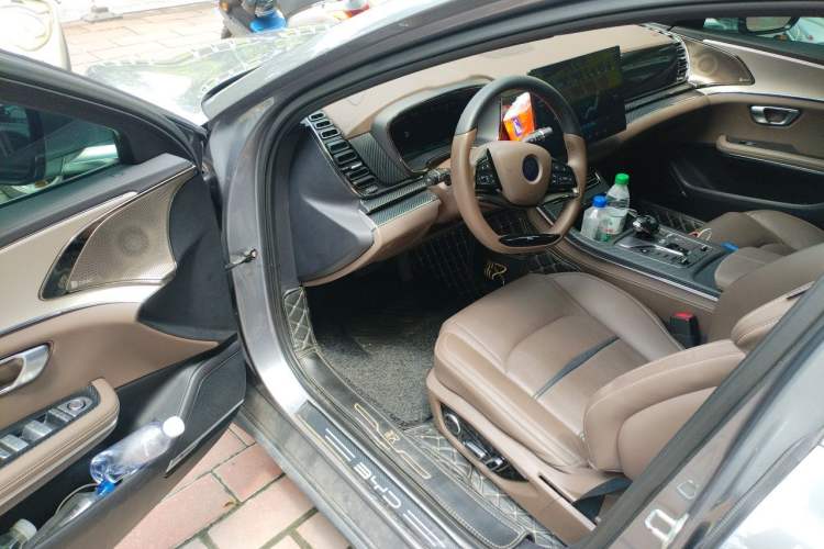 Used BYD Han 2020 EV Long-Range Luxury Model Driver Seat