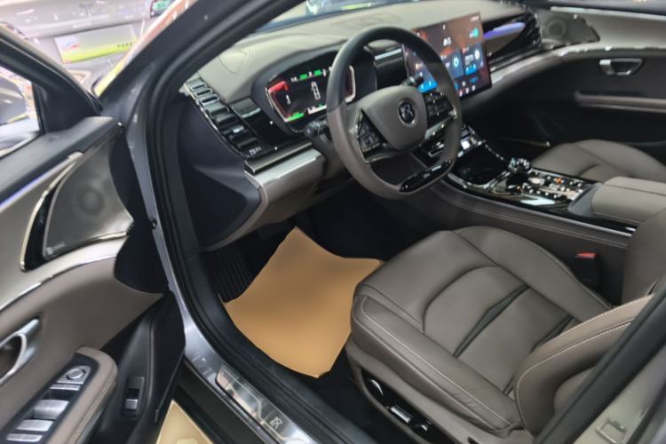 Used BYD Han 2020 EV Long-Range Luxury Model Driver Seat