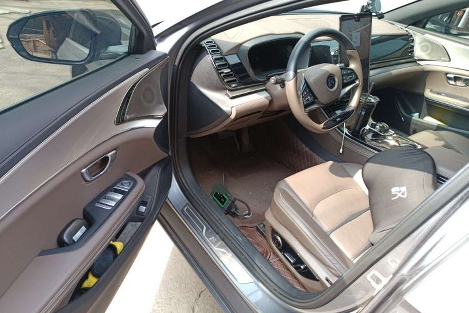 Used BYD Han 2020 EV Long-Range Luxury Model Driver Seat
