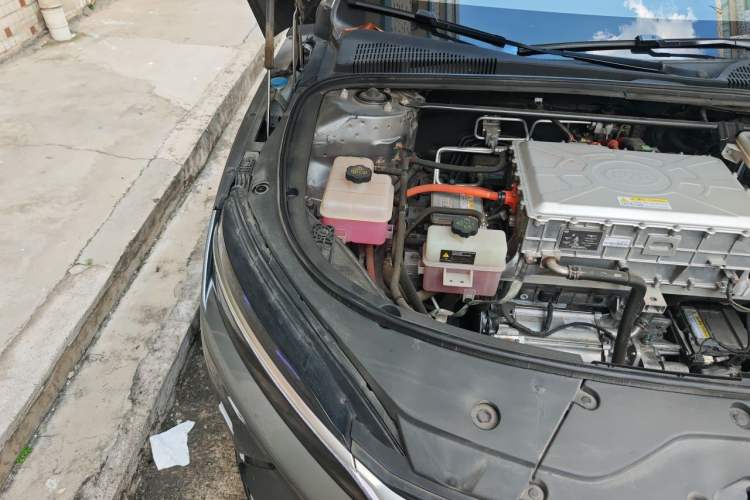 Used BYD Han 2020 EV Long-Range Luxury Model Engine Bay Right