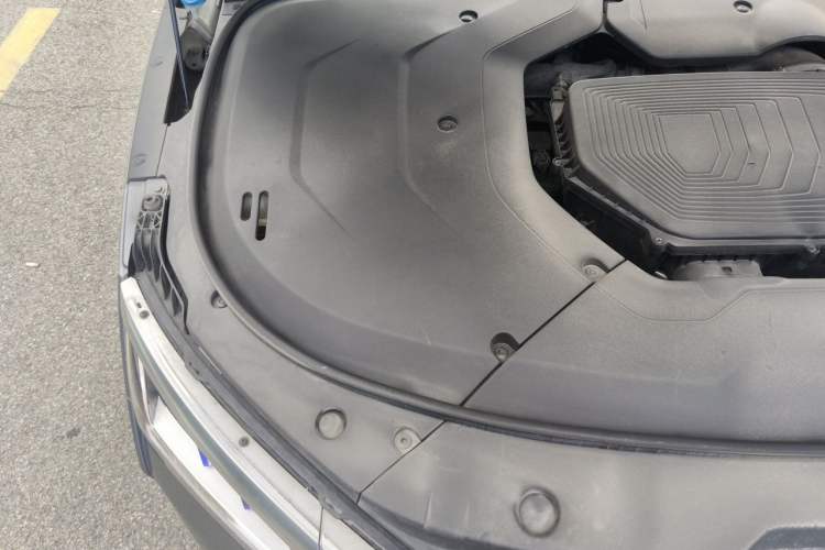 Used BYD Han 2020 DM Four-Wheel Drive Performance Edition Prestige Model Engine Bay Right