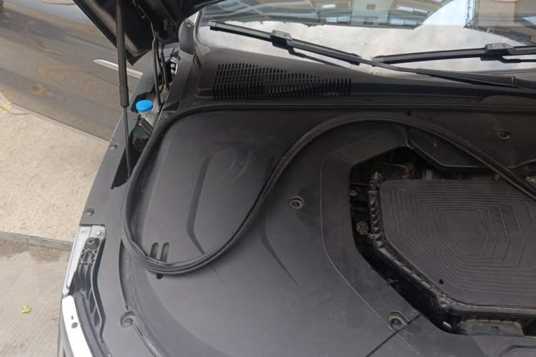 Used BYD Han 2020 DM Four-Wheel Drive Performance Edition Luxury Model Engine Bay Right