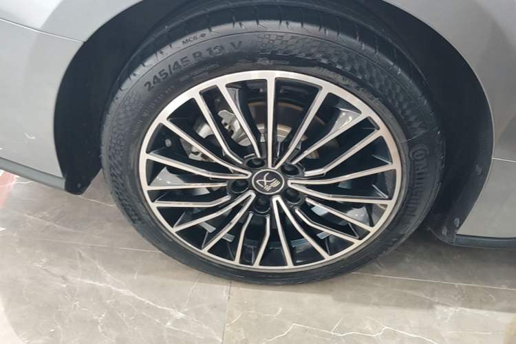 Used BYD Han 2020 EV Long-Range Luxury Model Exterior 5