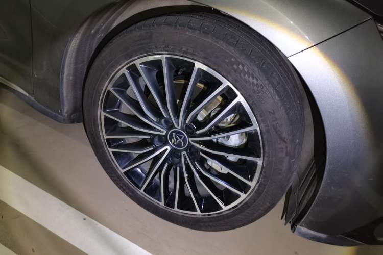 Used BYD Han 2020 EV Long-Range Luxury Model Exterior 7