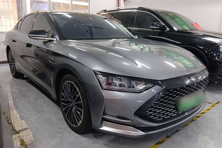 Used BYD Han 2020 DM Four-Wheel Drive Performance Edition Luxury Model Front Right 45 Deg
