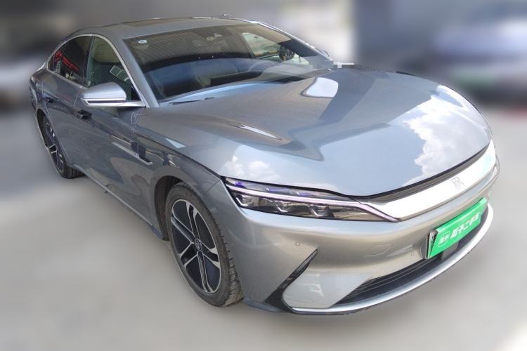 Used BYD Han 2020 EV Long-Range Deluxe Model Front Right 45 Deg