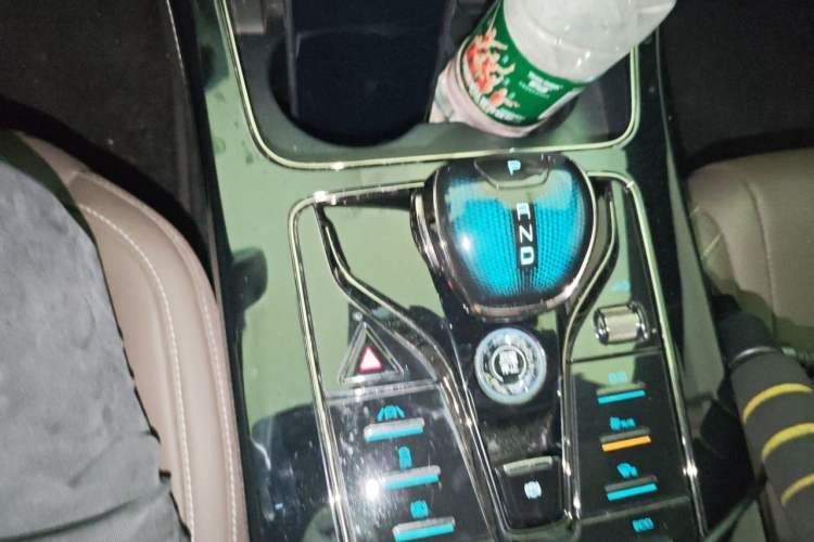 Used BYD Han 2020 EV Long-Range Luxury Model Gear Lever