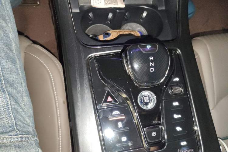 Used BYD Han 2020 DM Four-Wheel Drive Performance Edition Luxury Model Gear Lever