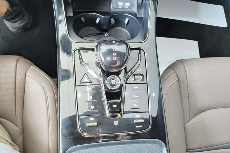 Used BYD Han 2020 EV Long-Range Luxury Model Gear Lever