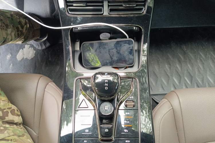 Used BYD Han 2020 DM Four-Wheel Drive Performance Edition Luxury Model Gear Lever