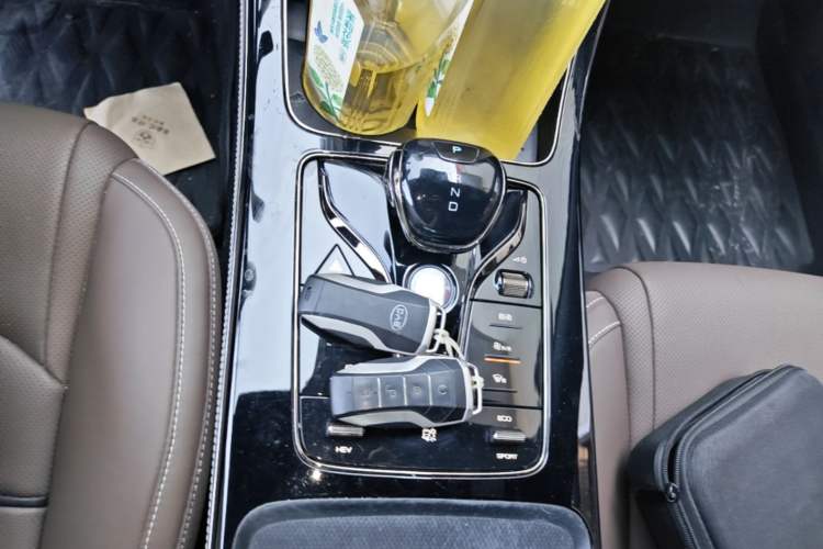 Used BYD Han 2020 DM Four-Wheel Drive Performance Edition Luxury Model Gear Lever