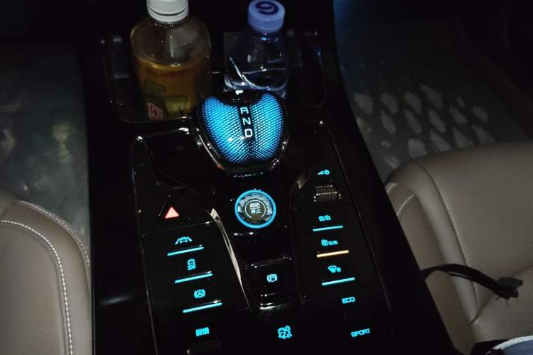 Used BYD Han 2020 EV Long-Range Luxury Model Gear Lever