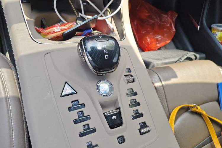 Used BYD Han 2020 EV Long-Range Luxury Model Gear Lever