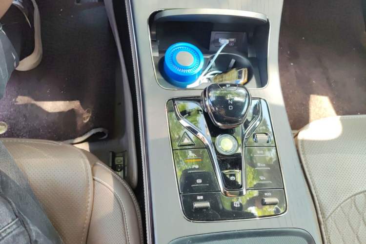Used BYD Han 2020 EV Four-Wheel Drive High-Performance Flagship Model Gear Lever
