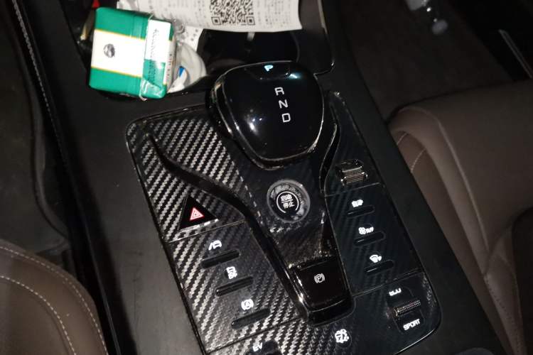Used BYD Han 2020 DM Four-Wheel Drive Performance Edition Prestige Model Gear Lever