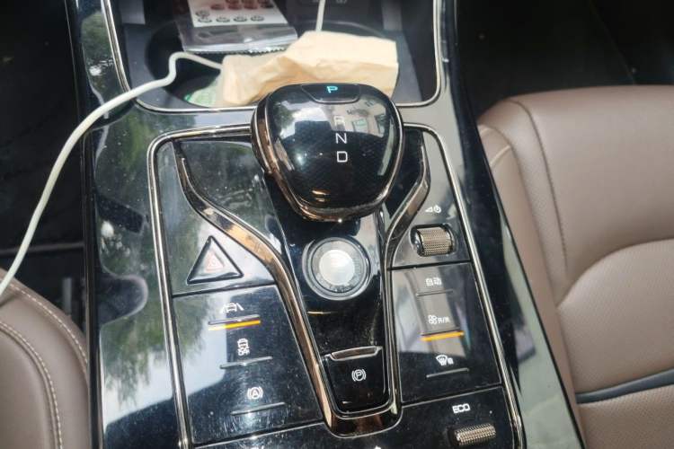 Used BYD Han 2020 DM Four-Wheel Drive Performance Edition Luxury Model Gear Lever
