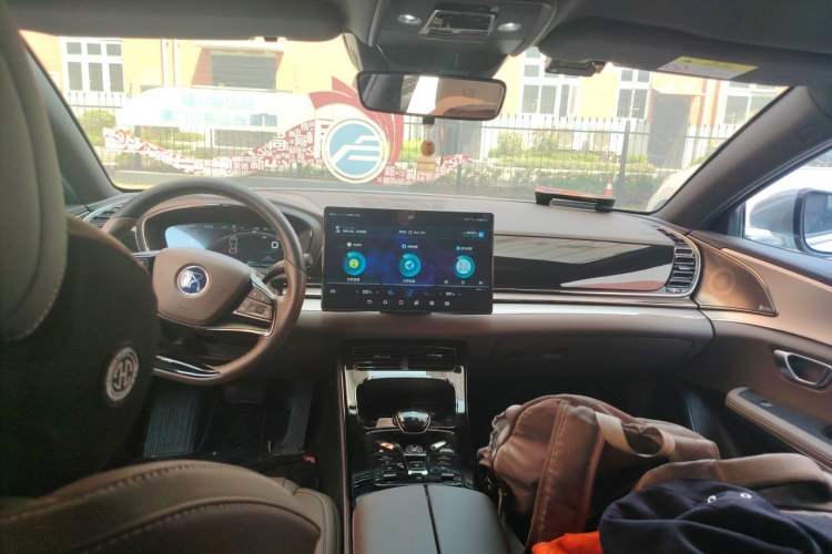 Used BYD Han 2020 DM Four-Wheel Drive Performance Edition Luxury Model Headliner