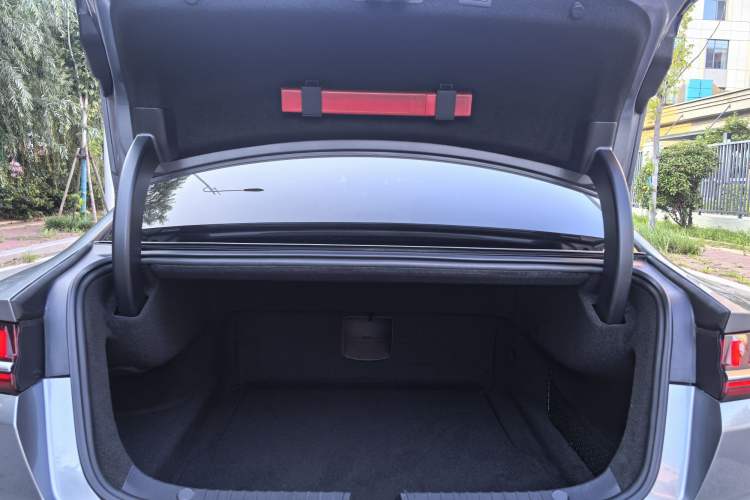 Used BYD Han 2020 EV Long-Range Luxury Model Interior 10