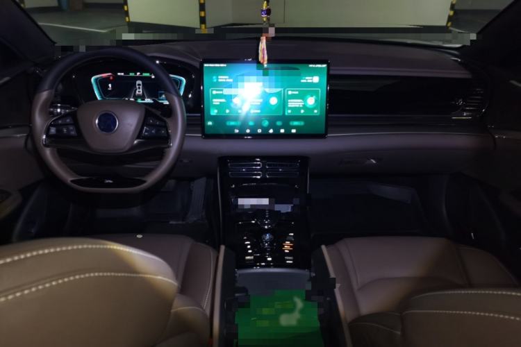Used BYD Han 2020 EV Long-Range Luxury Model Interior 2
