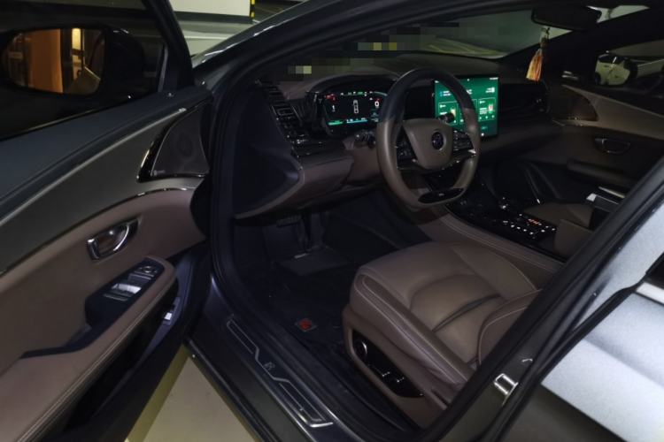 Used BYD Han 2020 EV Long-Range Luxury Model Interior 3