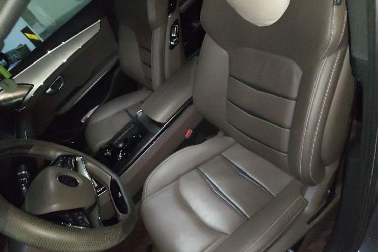 Used BYD Han 2020 DM Four-Wheel Drive Performance Edition Luxury Model Left Front Seat