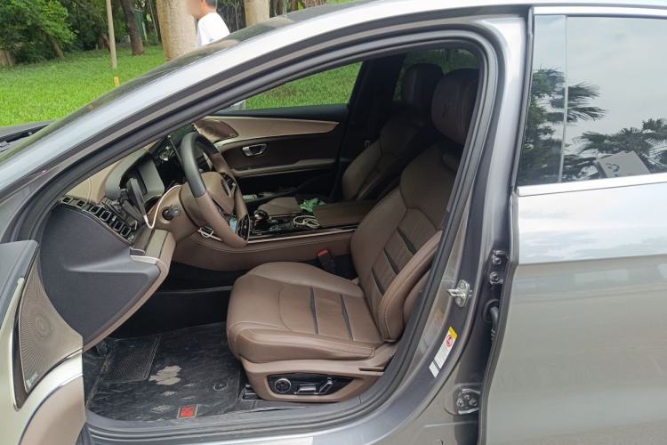 Used BYD Han 2020 DM Four-Wheel Drive Performance Edition Luxury Model Left Front Seat