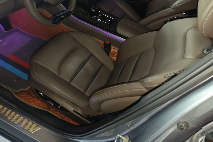 Used BYD Han 2020 DM Four-Wheel Drive Performance Edition Luxury Model Left Front Seat