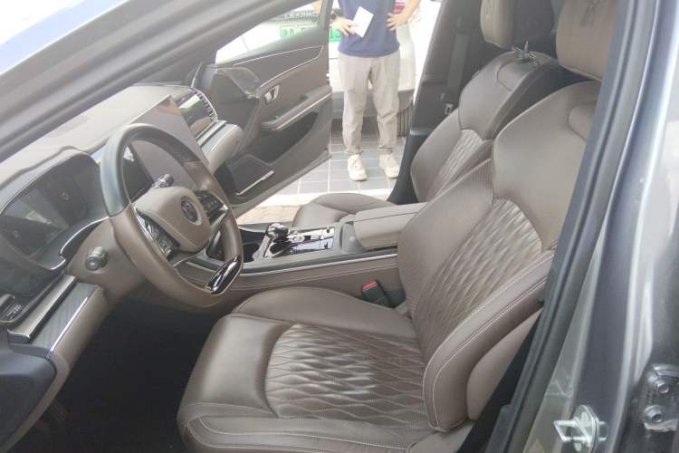 Used BYD Han 2020 EV Long-Range Deluxe Model Left Front Seat
