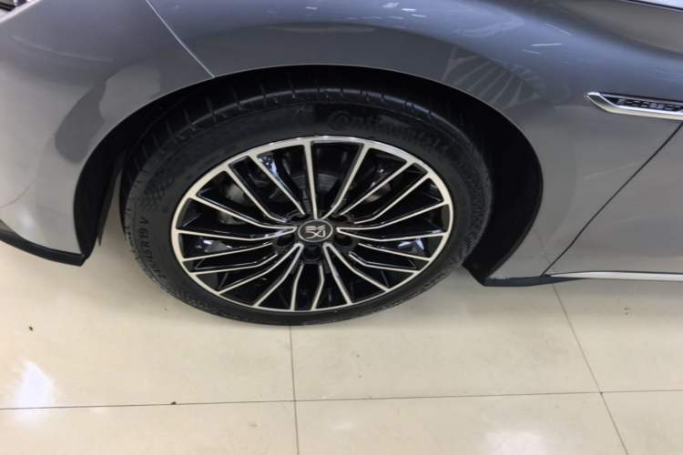 Used BYD Han 2020 EV Long-Range Luxury Model Left Front Wheel Hub