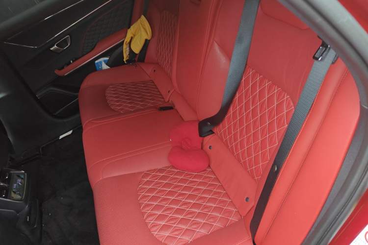 Used BYD Han 2020 EV Four-Wheel Drive High-Performance Flagship Model Left Rear Seat