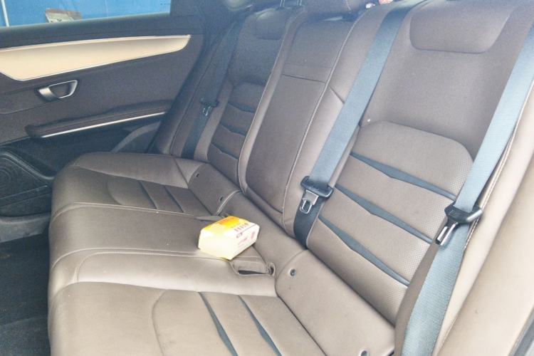 Used BYD Han 2020 DM Four-Wheel Drive Performance Edition Luxury Model Left Rear Seat