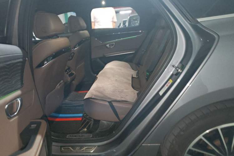 Used BYD Han 2020 DM Four-Wheel Drive Performance Edition Prestige Model Left Rear Seat